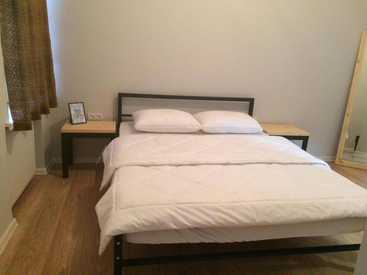 Woodmood Hostel 第比利斯 外观 照片