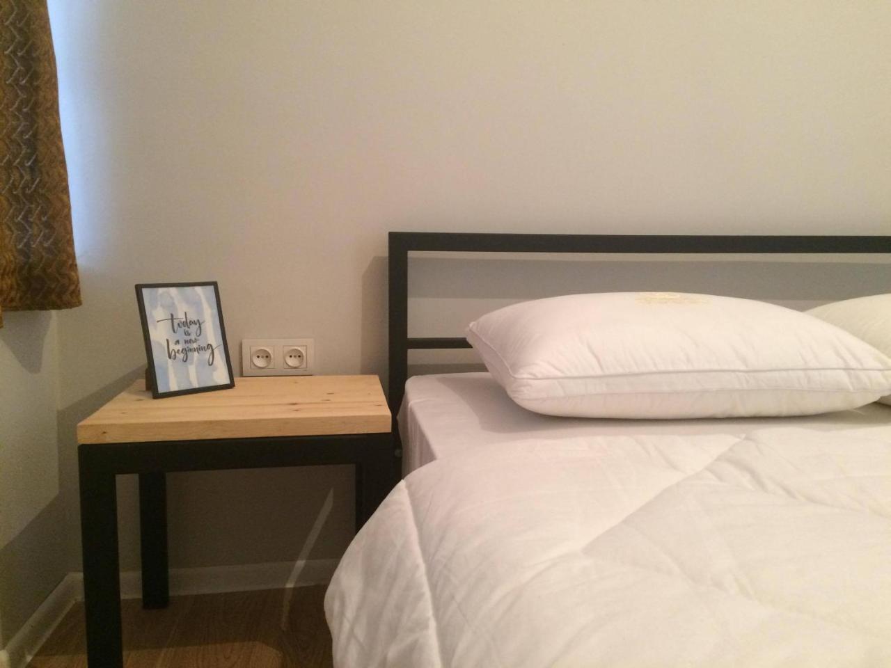 Woodmood Hostel 第比利斯 外观 照片