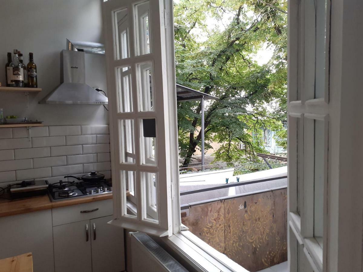 Woodmood Hostel 第比利斯 外观 照片